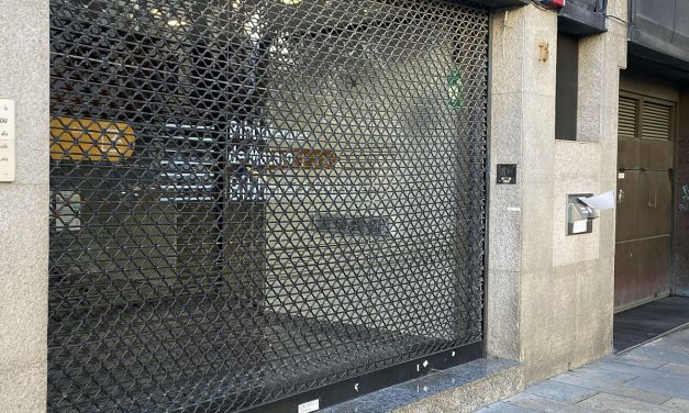 S’ajorna l’acte de presentació de “mosca morta”